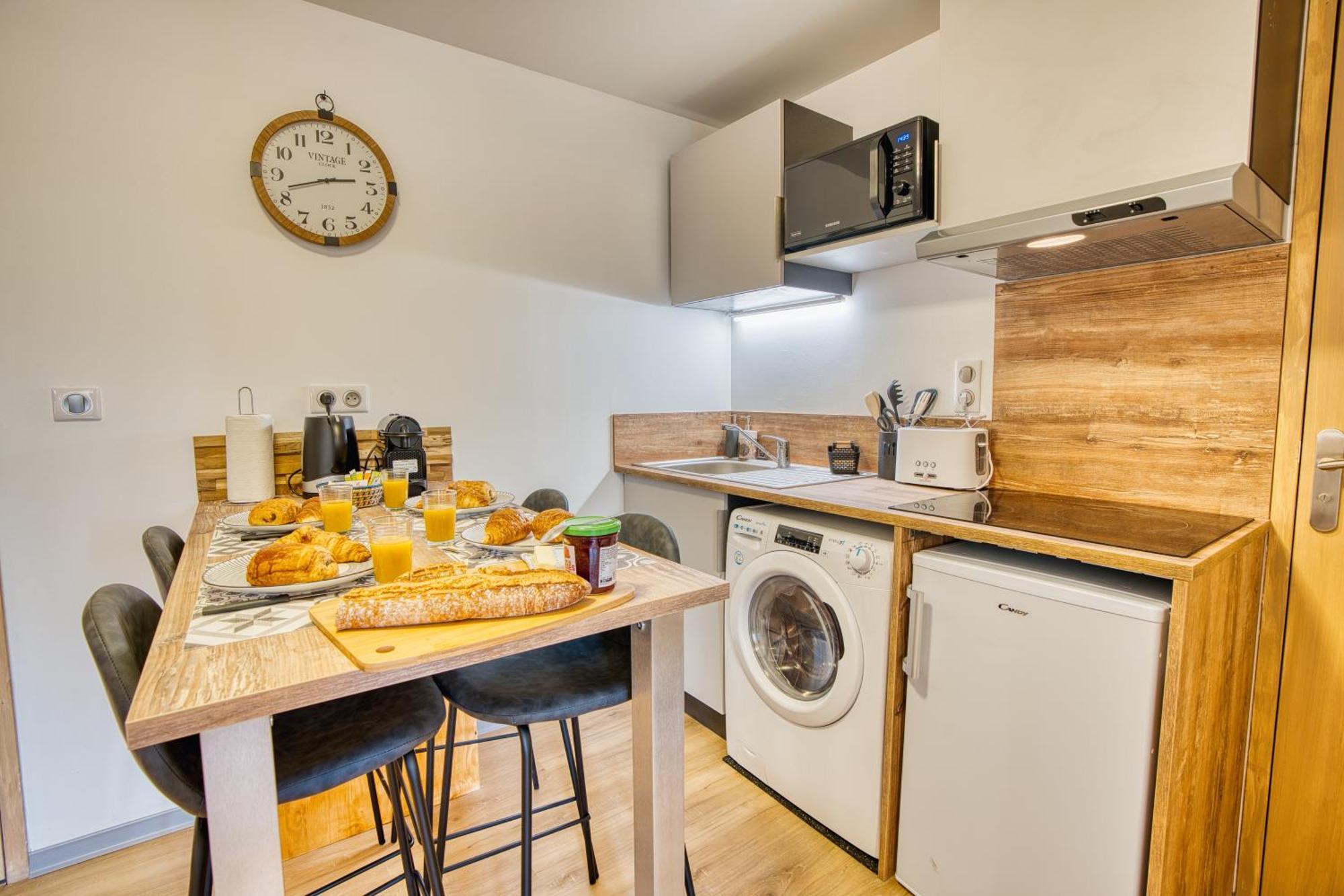 Les Hourtous Netflix Wi-Fi Fibre Terasse 4 Pers Apartamento Banassac Exterior foto